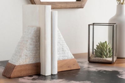 Surya's Tikal TKL-002 Bookend