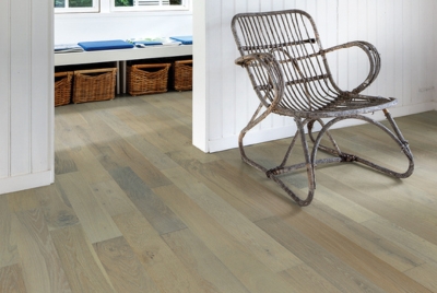 Hallmark Floors - Novella in Hawthorne Oak Hallmark Floors - Novella in Hawthorne Oak